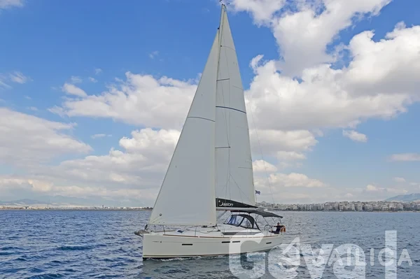 Sun Odyssey 419 - Yacht Charter Sailica
