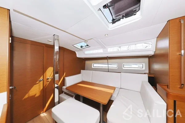Sun Odyssey 440 - Yacht Charter Sailica