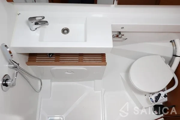 Sun Odyssey 440 - Yacht Charter Sailica