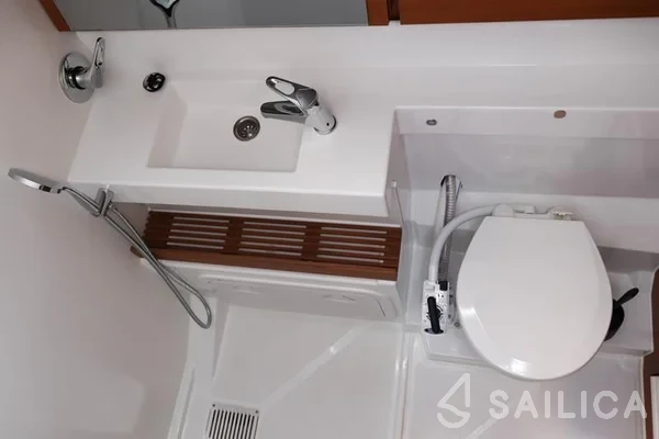 Sun Odyssey 440 - Yacht Charter Sailica