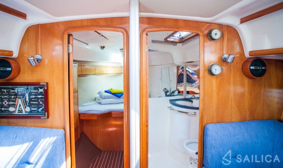 Bavaria 37 Cruiser - Yacht Charter Sailica