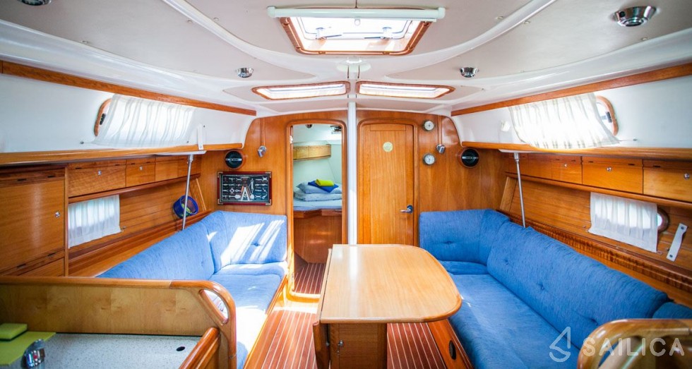 Bavaria 37 Cruiser - Yacht Charter Sailica