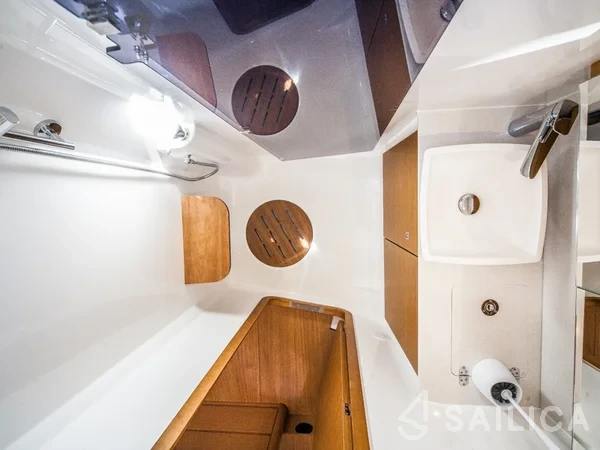 Dufour 460 GL - Yacht Charter Sailica