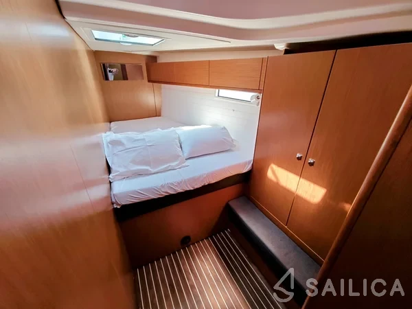 Bavaria 51 Cruiser - Yacht Charter Sailica