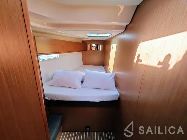 Bavaria 51 Cruiser - Yacht Charter Sailica