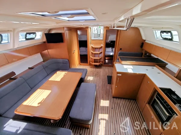 Bavaria 51 Cruiser - Yacht Charter Sailica