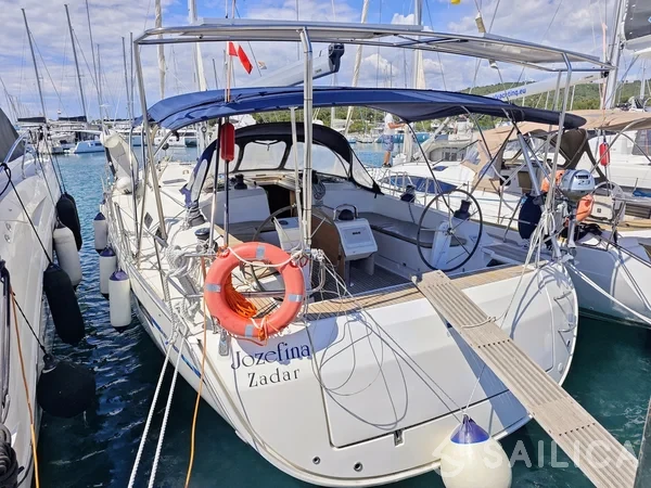 Bavaria 51 Cruiser - Yacht Charter Sailica