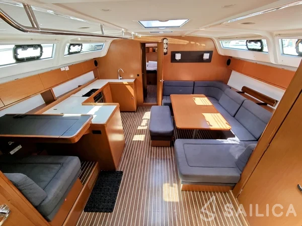 Bavaria 51 Cruiser - Yacht Charter Sailica