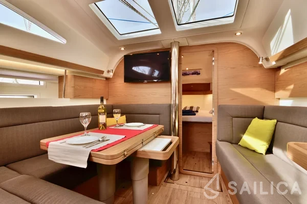 Elan 40 Impression - Yacht Charter Sailica