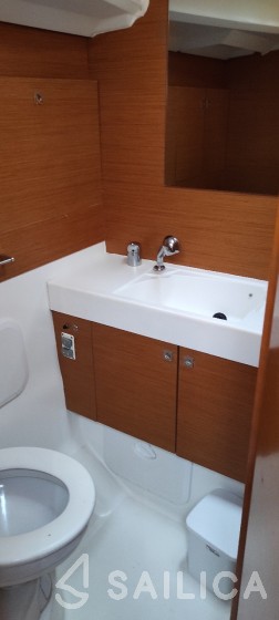 Sun Odyssey 509 - Yacht Charter Sailica