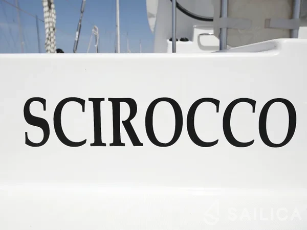 Lagoon 400 S2 - Yacht Charter Sailica