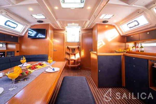 Bavaria 46 Cruiser - Yacht Charter Sailica
