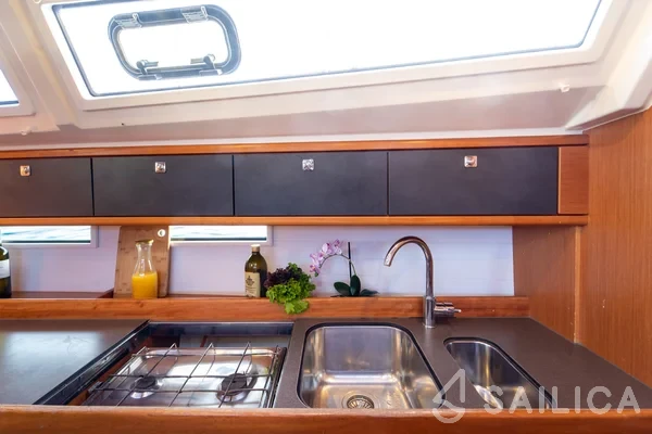 Bavaria 46 Cruiser - Yacht Charter Sailica