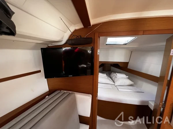 Sun Odyssey 349 - Yacht Charter Sailica