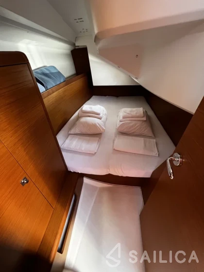 Sun Odyssey 349 - Yacht Charter Sailica