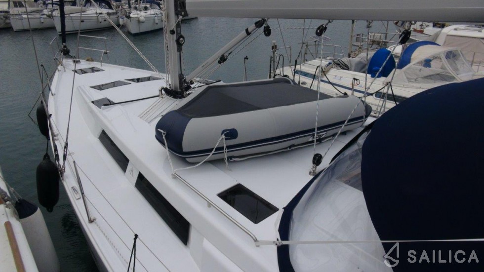 Hanse 455 - Yacht Charter Sailica