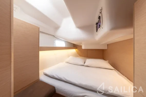 Elan 45 Impression - Yacht Charter Sailica