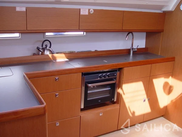 Bavaria 46 Cruiser - Yacht Charter Sailica