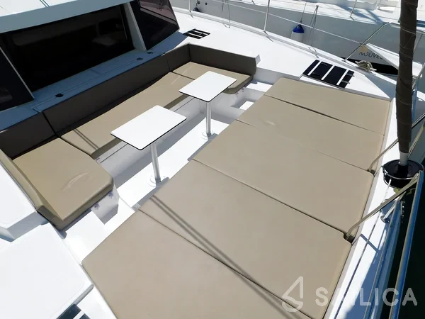 Bali 4.1 - Yacht Charter Sailica