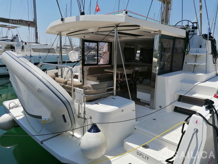 Bali 4.1 - Yacht Charter Sailica