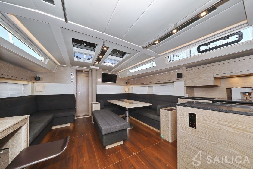 Hanse 548 - Yacht Charter Sailica
