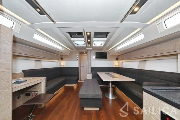 Hanse 548 - Yacht Charter Sailica