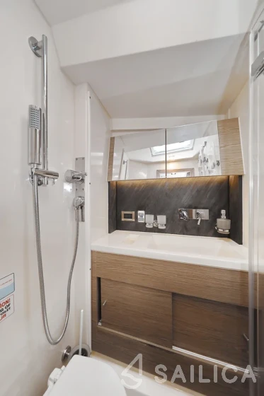 Hanse 548 - Yacht Charter Sailica