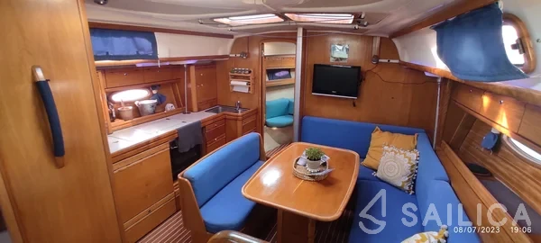 Bavaria 39 Cruiser - Yacht Charter Sailica