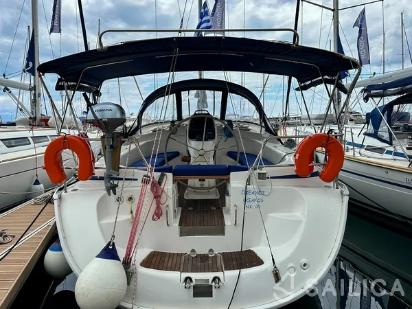 Bavaria 39 Cruiser - Yacht Charter Sailica