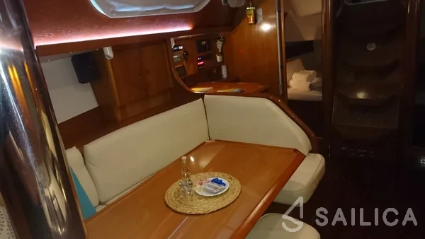 Sun Odyssey 36.2 - Yacht Charter Sailica