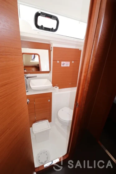 Dufour 460 GL - Yacht Charter Sailica
