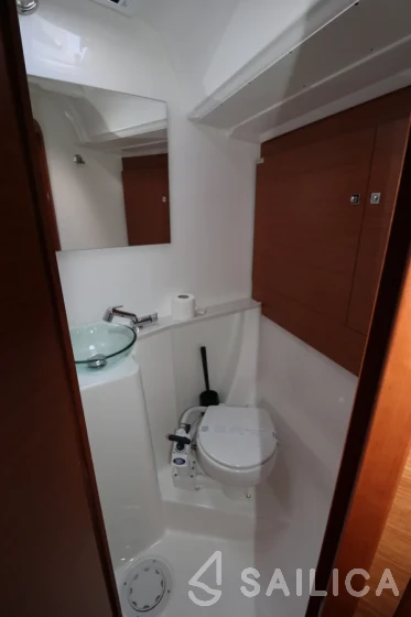 Dufour 460 GL - Yacht Charter Sailica