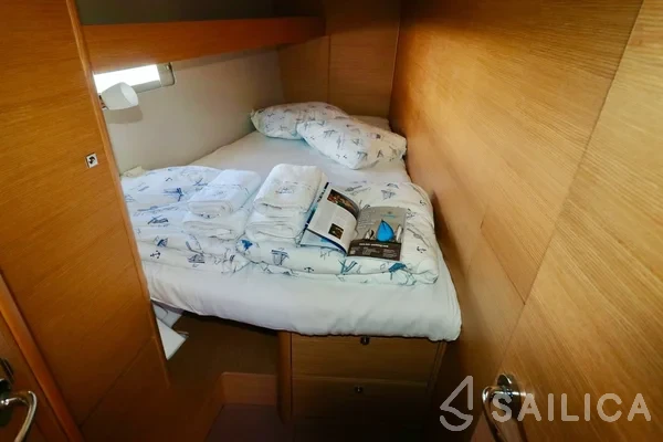 Dufour 460 GL - Yacht Charter Sailica