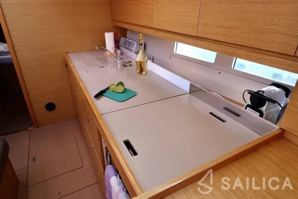 Dufour 460 GL - Yacht Charter Sailica