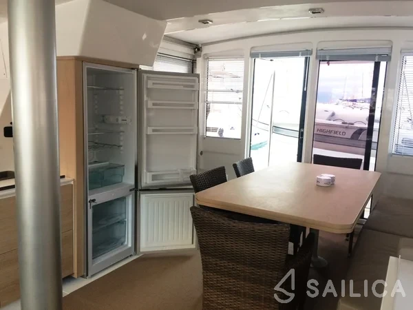 Bali 4.0 - Yacht Charter Sailica