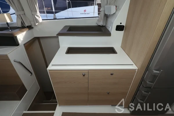 Bali 4.0 - Yacht Charter Sailica