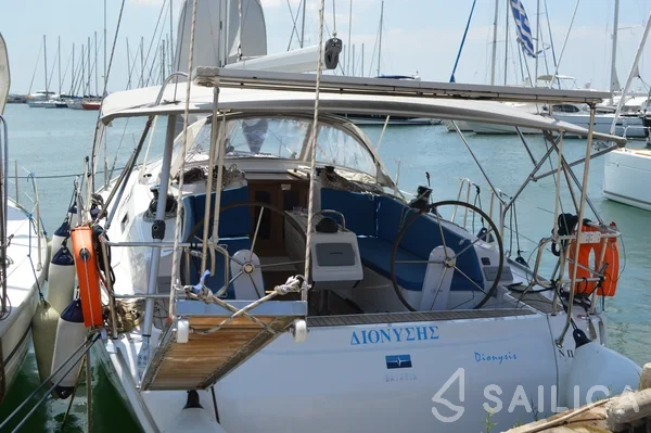 Bavaria 41 Cruiser - Yacht Charter Sailica