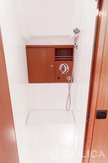 Bavaria 51 Cruiser - Yacht Charter Sailica