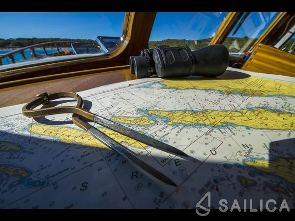 Classic Adria Yacht Luka - Yacht Charter Sailica