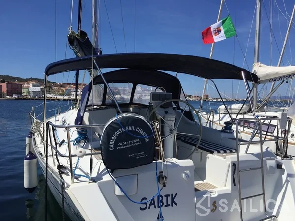 Oceanis 393 Clipper - Yacht Charter Sailica