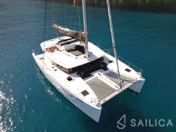 Lagoon 450  Flybridge - Yacht Charter Sailica