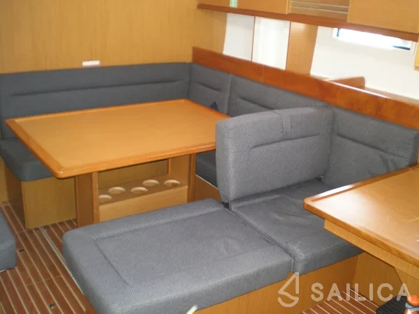 Bavaria 45 Cruiser - Yacht Charter Sailica
