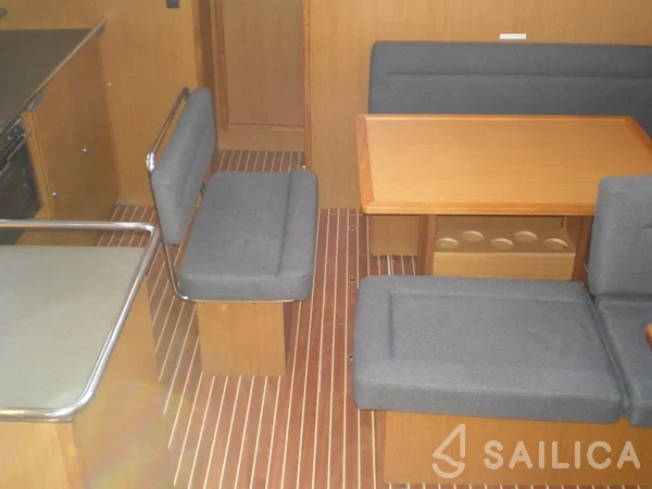 Bavaria 45 Cruiser - Yacht Charter Sailica
