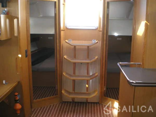 Bavaria 45 Cruiser - Yacht Charter Sailica