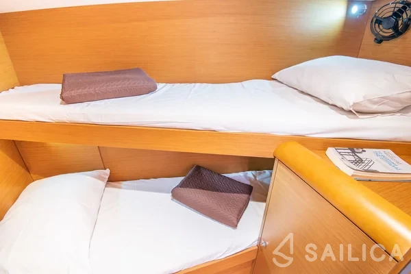 Sun Odyssey 449 - Yacht Charter Sailica