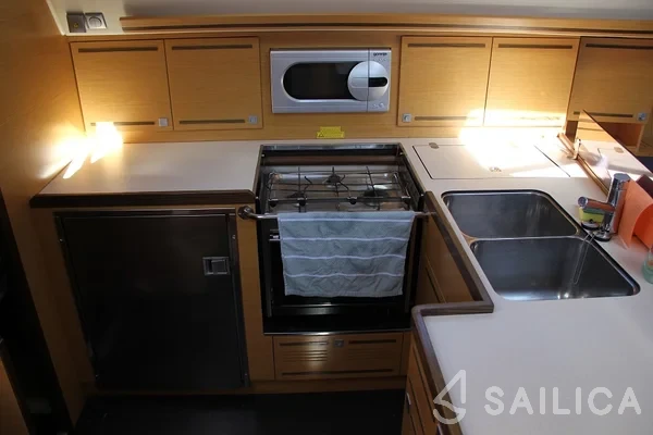 Elan 444 Impression - Yacht Charter Sailica