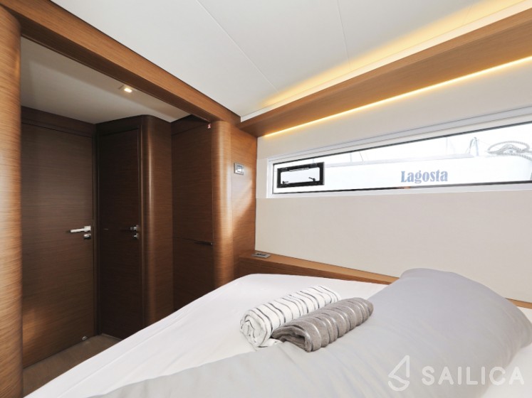 Lagoon 50 - Yacht Charter Sailica