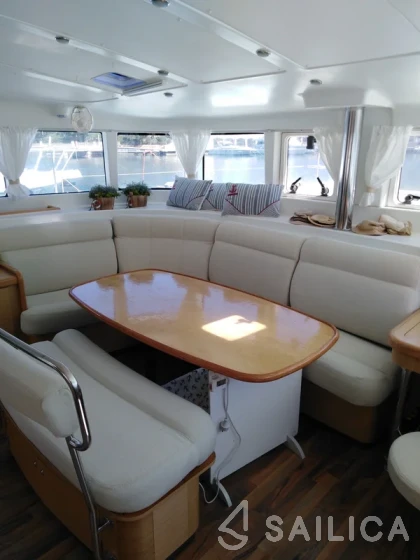 Lagoon 440 - Yacht Charter Sailica