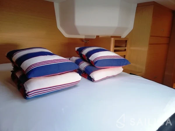 Dufour 48 - Yacht Charter Sailica