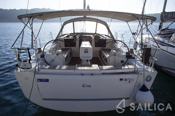 Dufour 412 GL - Yacht Charter Sailica